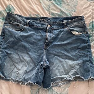 Maurices Medium Blue Denim Frayed Hem Jean Shorts